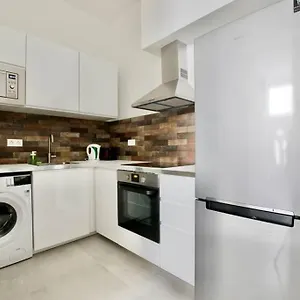 Premium By Hi5 - 3 Bedroom , Budapest Hungría