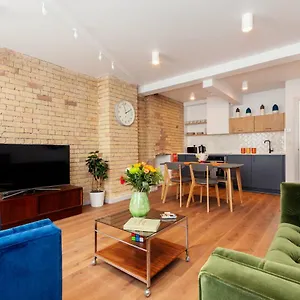 crashpads-shoreditch-mega-lofts.cambridgehotelsuk.com/