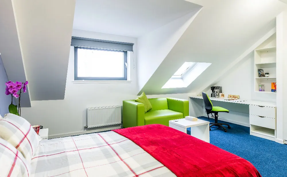 Destiny Student - Shrubhill Appartement EDI