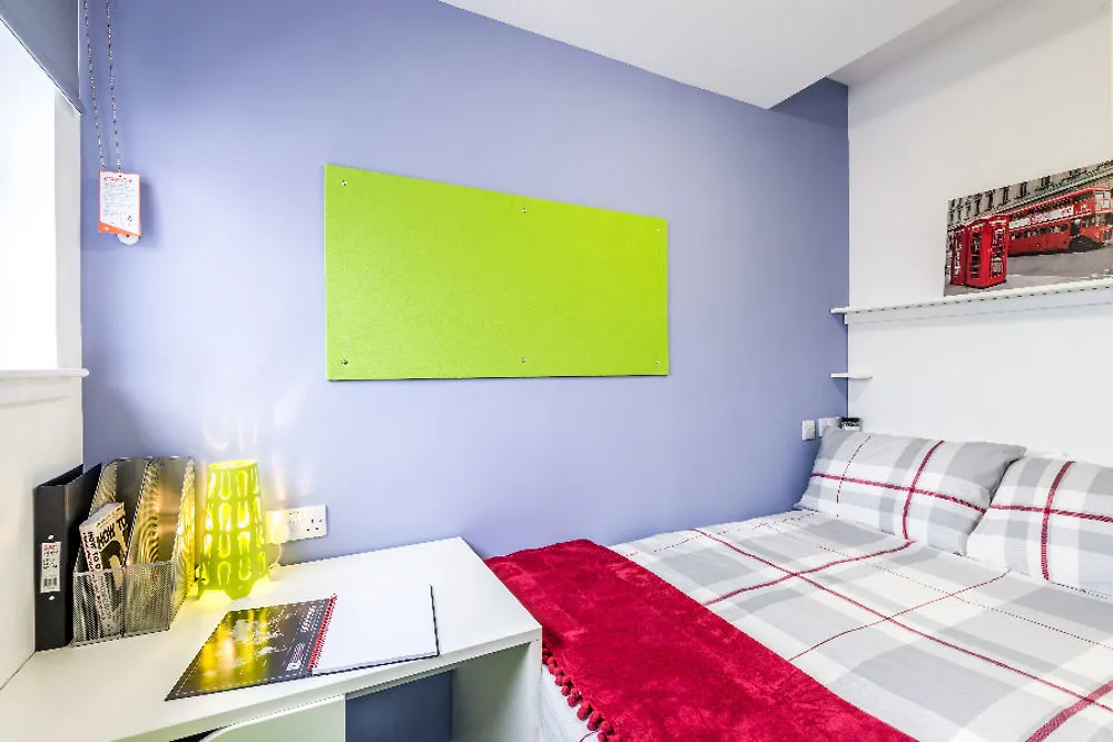Destiny Student - Shrubhill Appartement EDI